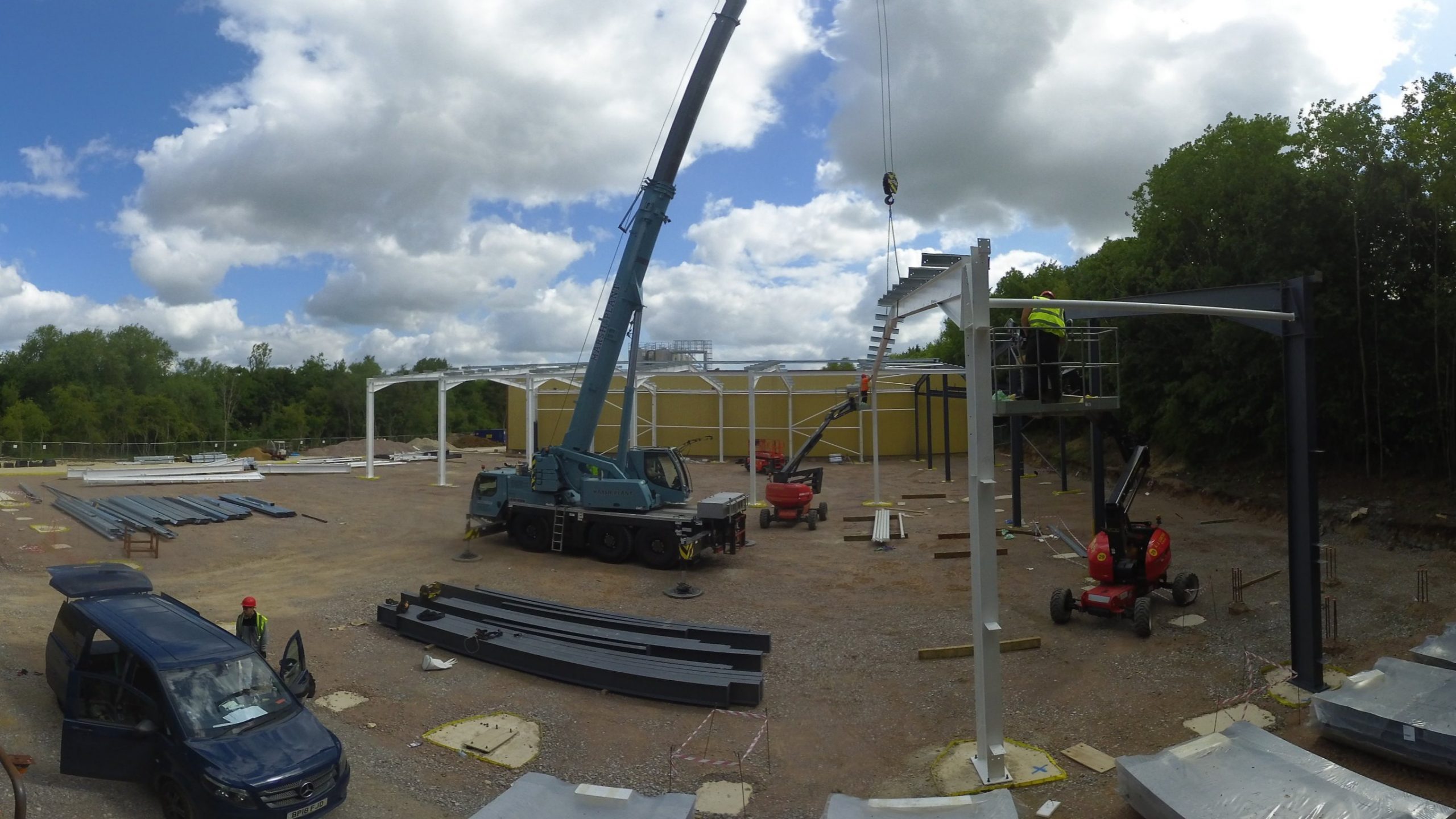 Capturing timelapse images on construction site